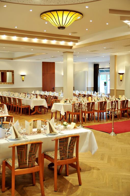 Hotel Restaurant Buergerklause Tapken Garrel Zewnętrze zdjęcie