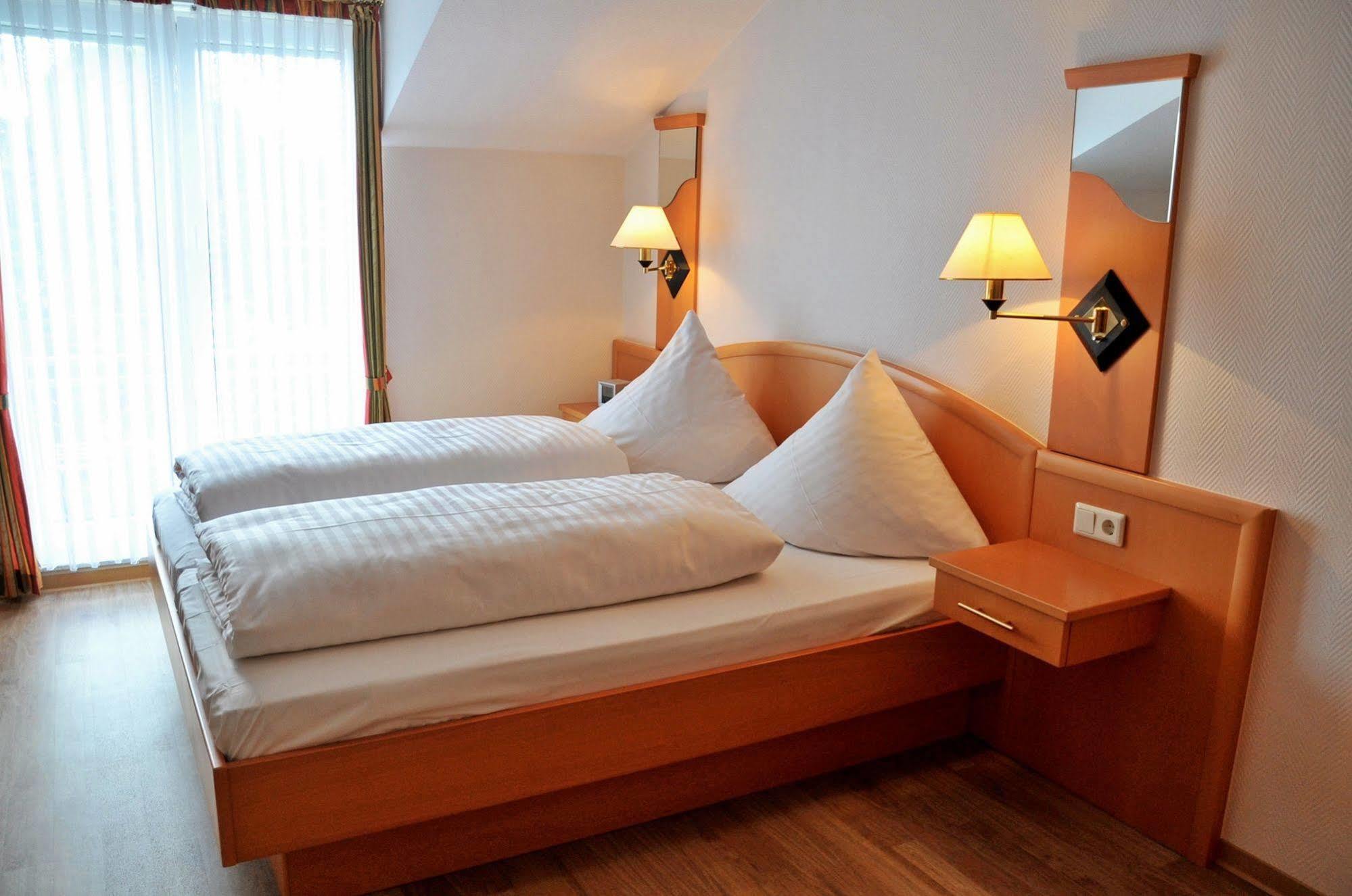 Hotel Restaurant Buergerklause Tapken Garrel Zewnętrze zdjęcie