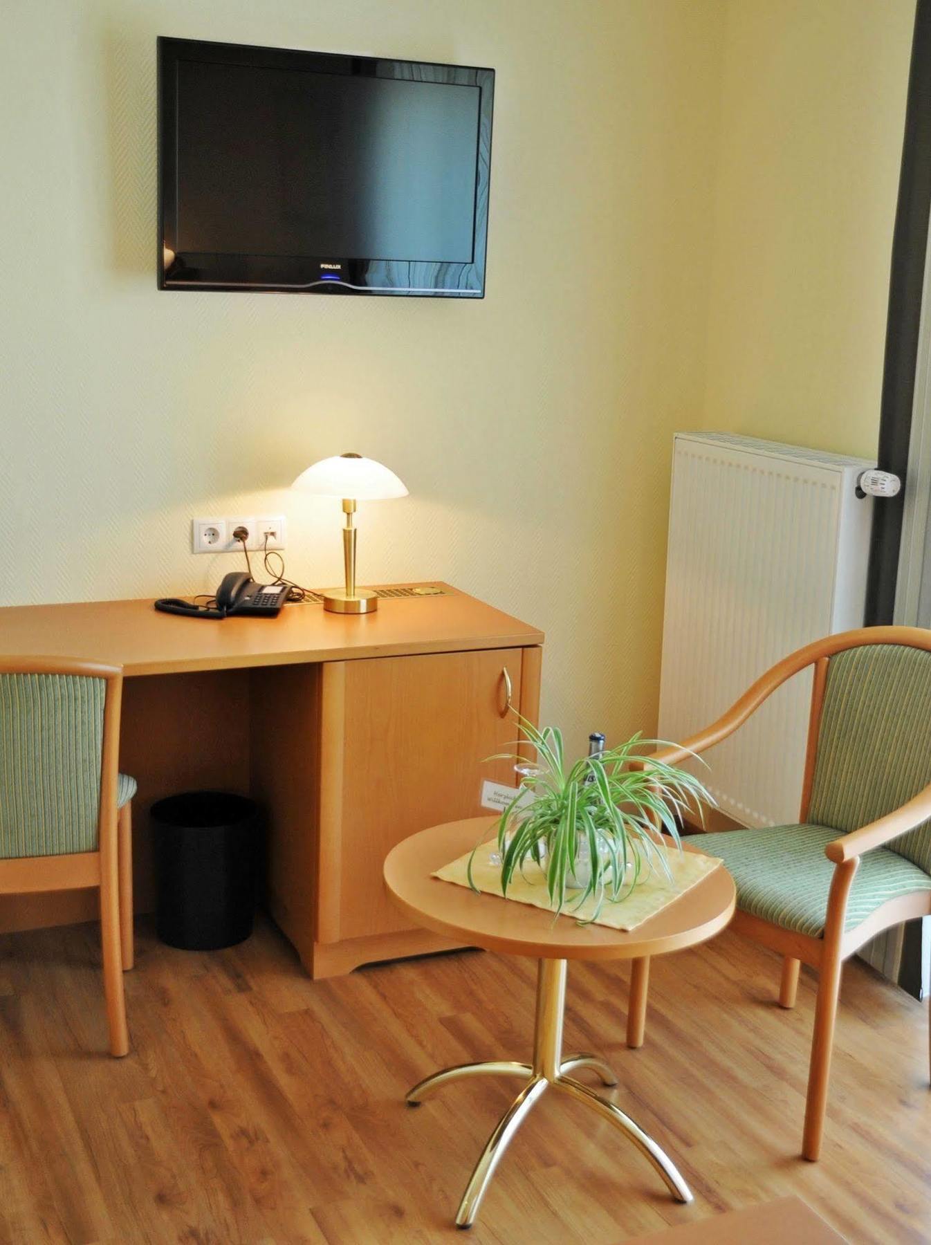 Hotel Restaurant Buergerklause Tapken Garrel Zewnętrze zdjęcie